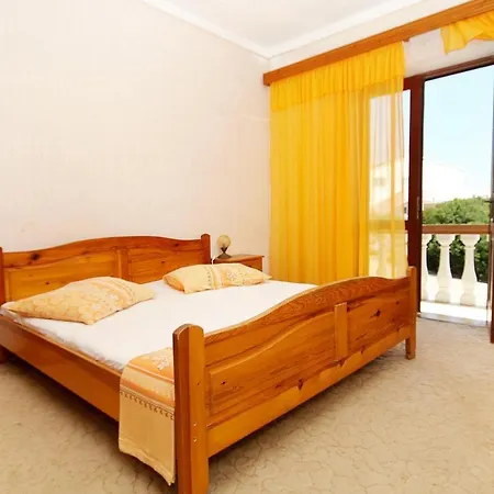 4453a Korčula